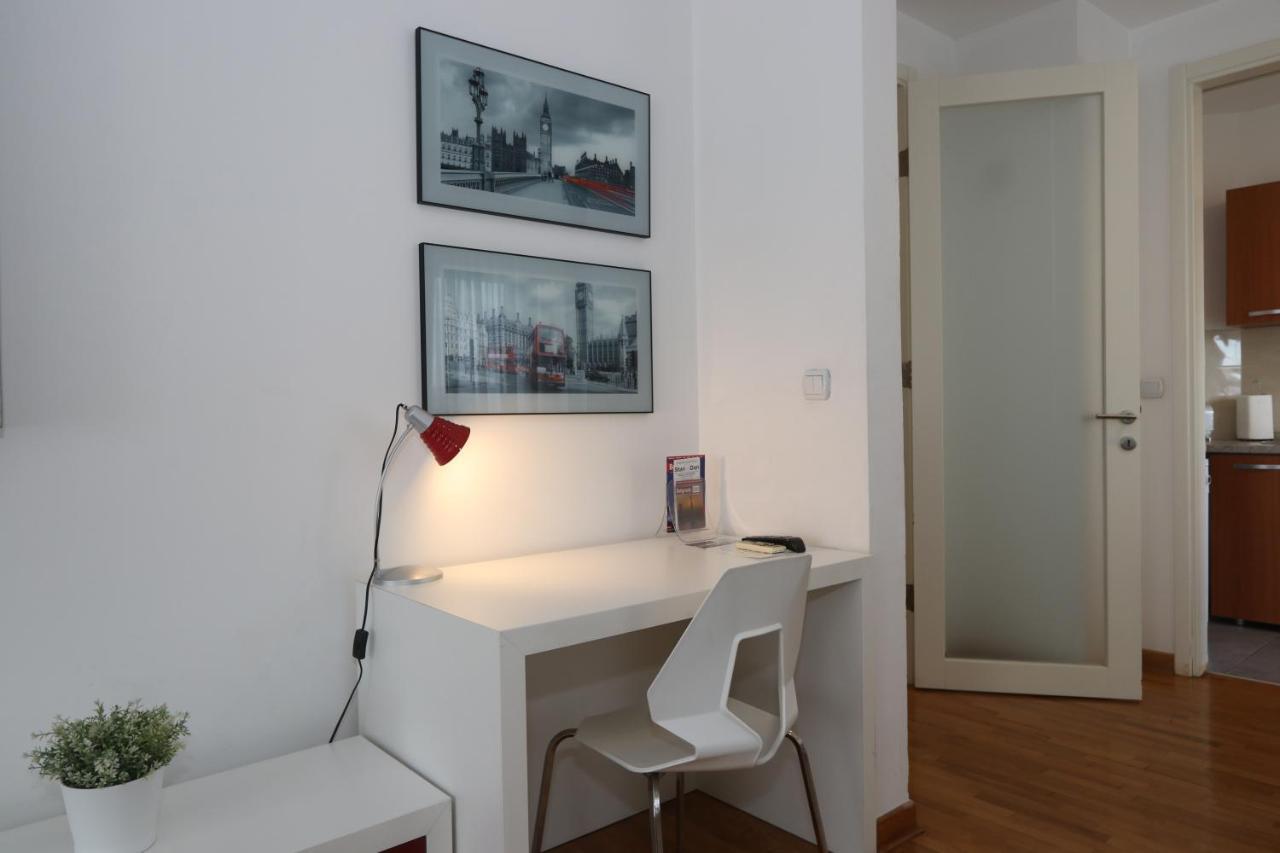 New Belgrade Apartment Belville, Parking 5 Evra Dan エクステリア 写真