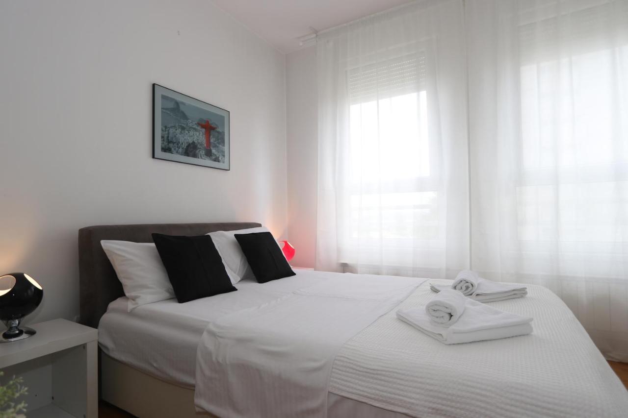 New Belgrade Apartment Belville, Parking 5 Evra Dan エクステリア 写真